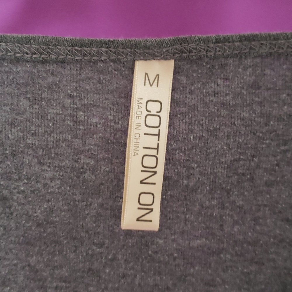 Gray long sleeve T - Picture 2 of 5